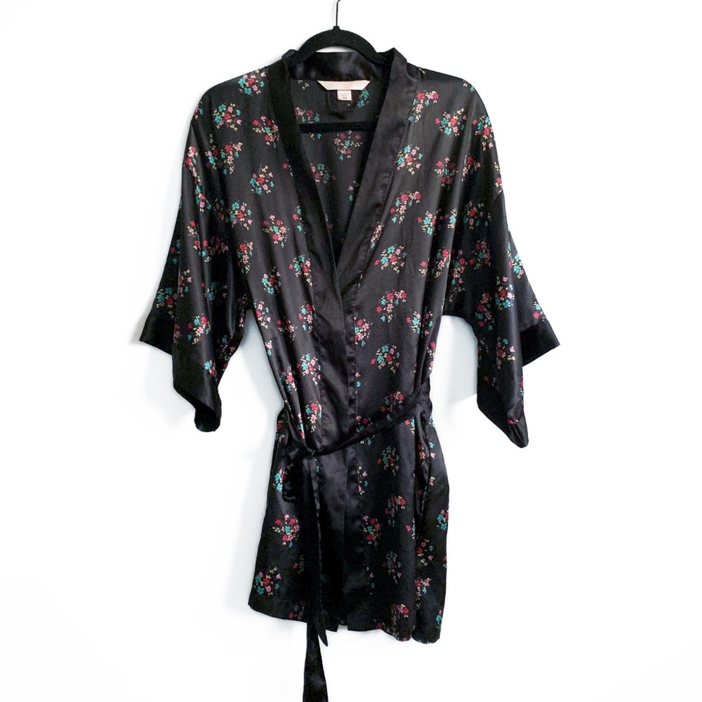 Victoria’s Secret Satin Kimono Floral Robe